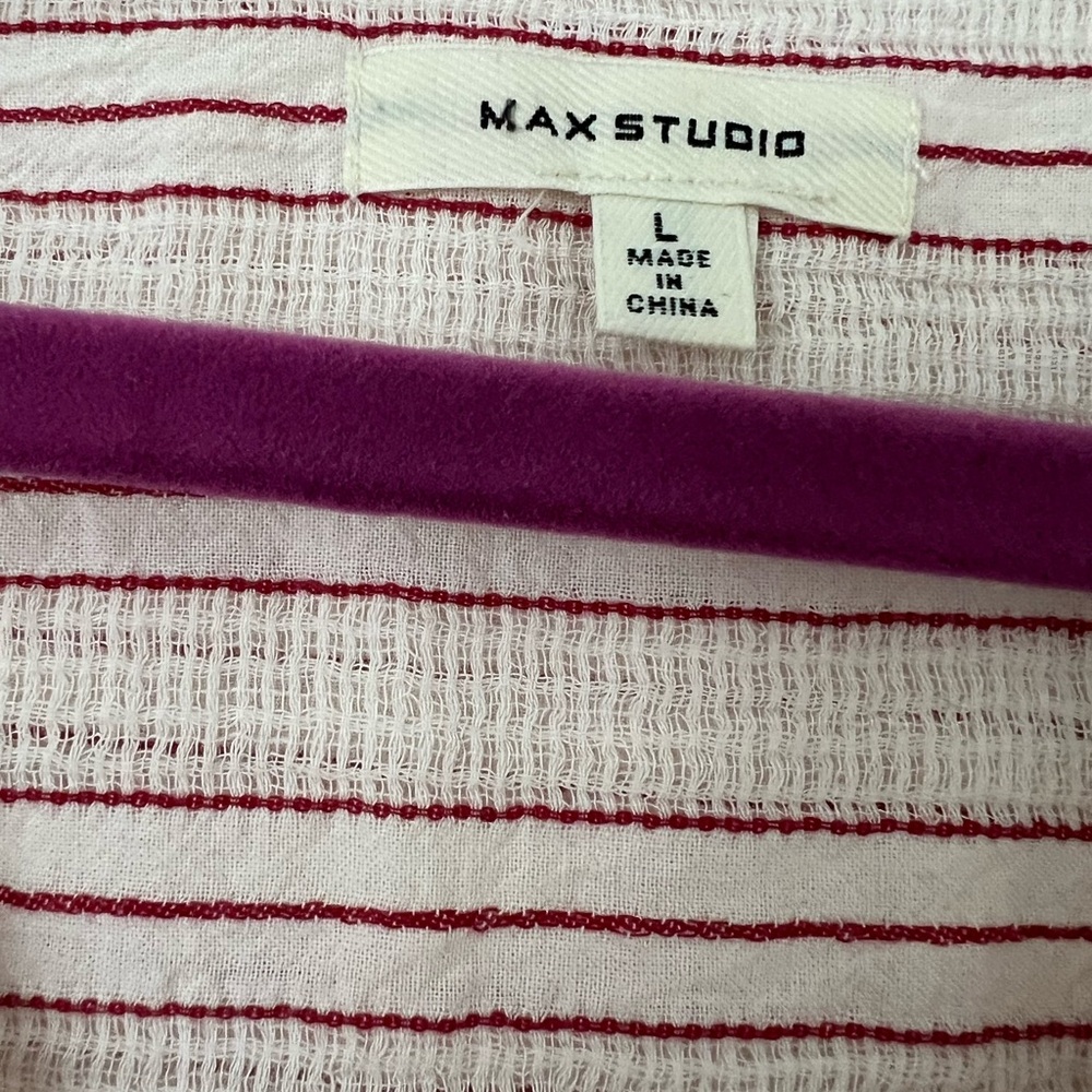 Max Studio striped light weight top large - Picture 2 of 6